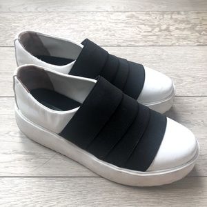 Platform sneakers
